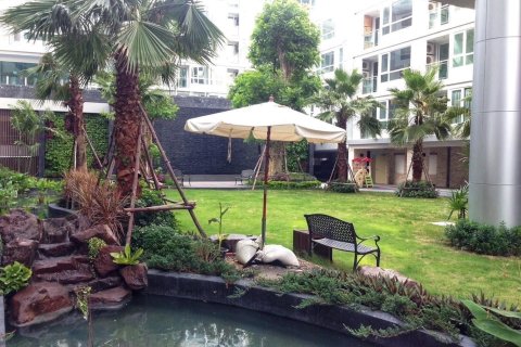 Студия в кондо в Пхракханонге, Бангкок, Таиланд № 156187 - фото 15