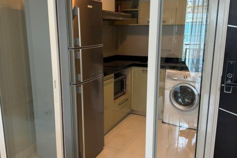 Кондоминиум с 2 спальнями в Клонг Тоэй, Бангкок, Таиланд № 156188 - фото 3