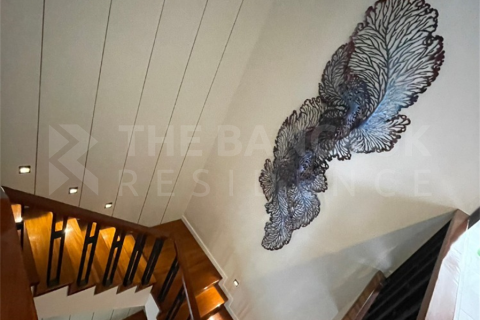 House in Bangkok, Thailand 4 bedrooms № 188990
