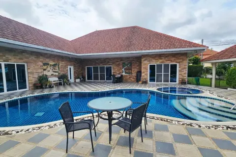 Casa de 3 dormitorios en Pattaya, Tailandia № 212152 - foto 4