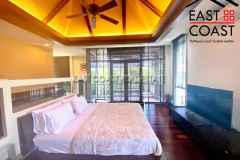 Casa de 4 dormitorios en Pattaya, Tailandia № 212156 - foto 15