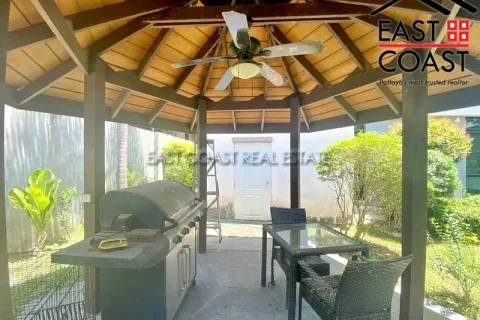 Casa de 4 dormitorios en Pattaya, Tailandia № 212156 - foto 6