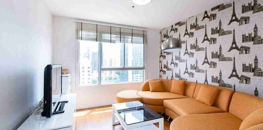 Condo in Bangkok, Thailand, 2 bedrooms  № 183574