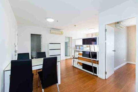 Condo in Bangkok, Thailand, 2 bedrooms  № 183574 - photo 9