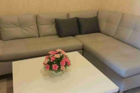Condo in Thonburi, Bangkok, Thailand, 1 bedroom  № 183576 - photo 4