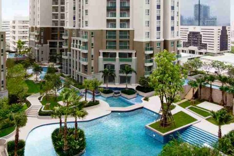Condo in Bangkok, Thailand, 2 bedrooms  № 183577 - photo 3