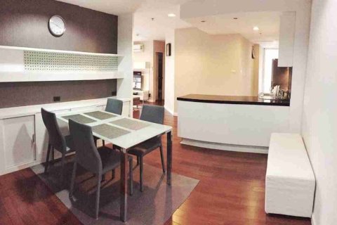 Condo in Bangkok, Thailand, 2 bedrooms  № 183577 - photo 10