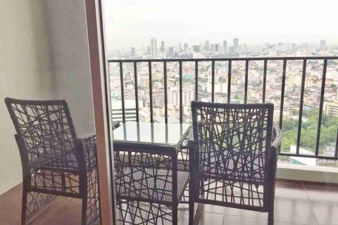 Condo in Bangkok, Thailand, 2 bedrooms  № 183577 - photo 12