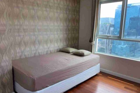 Condo in Bangkok, Thailand, 2 bedrooms  № 183577 - photo 6
