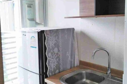 Condo in Thonburi, Bangkok, Thailand, 2 bedrooms № 183575 - photo 6