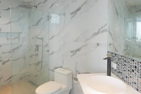 House in Ko Samui, Thailand 3 bedrooms № 139628 - photo 23