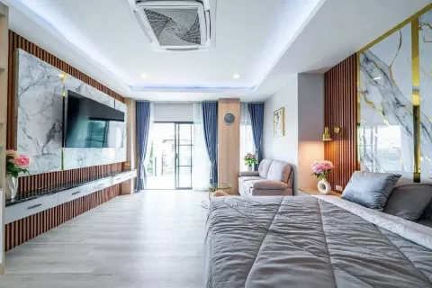 Villa in Pattaya, Thailand 6 bedrooms № 139575 - photo 19