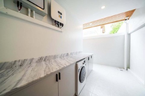 Villa in Pattaya, Thailand 6 bedrooms № 139575 - photo 10