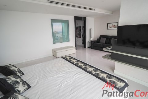 Кондоминиум с 3 спальнями в Банг Ламунге, Таиланд № 174034 - фото 17