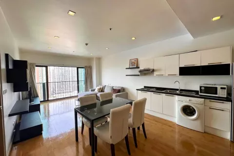 Condo in Watthana, Bangkok, Thailand, 2 bedrooms  № 139634 - photo 5