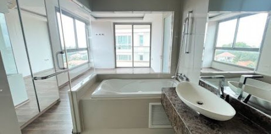 Кондоминиум с 2 спальнями в Паттайе, Таиланд № 139633