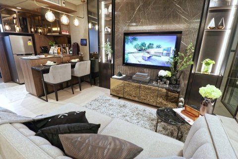 Condo in Watthana, Bangkok, Thailand, 2 bedrooms  № 139632 - photo 1