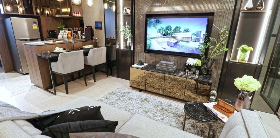 Condo in Watthana, Bangkok, Thailand, 2 bedrooms  № 139632