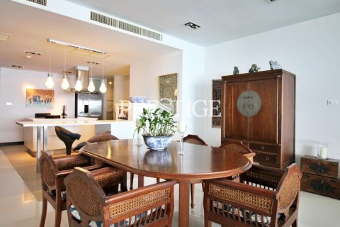 Condo in Pattaya, Thailand, 3 bedrooms № 198737 - photo 6