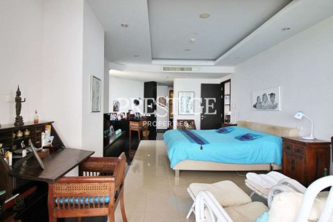 Condo in Pattaya, Thailand, 3 bedrooms № 198737 - photo 12