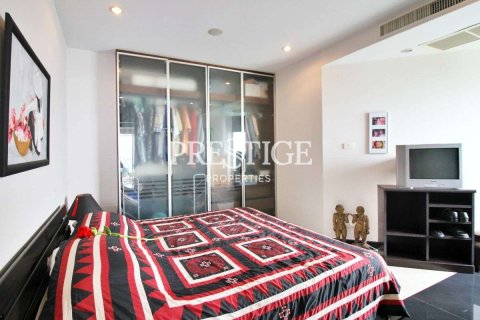 Condo in Pattaya, Thailand, 3 bedrooms № 198737 - photo 16