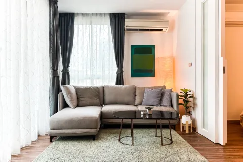 Studio in the Condo in Khlong Toei, Bangkok, Thailand № 160882