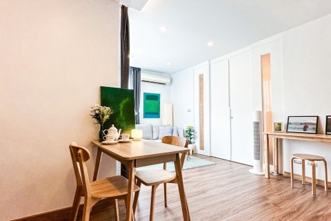 Studio in the Condo in Khlong Toei, Bangkok, Thailand  № 160882 - photo 5