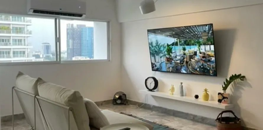 Duplex in Watthana, Bangkok, Thailand 2 bedrooms № 160880