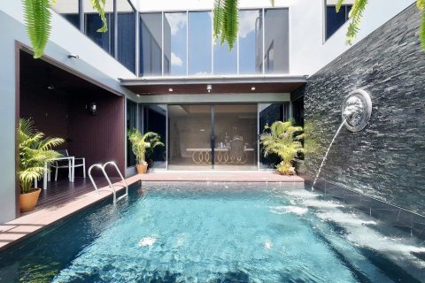 House in Din Daeng, Bangkok, Thailand 5 bedrooms № 160876 - photo 3