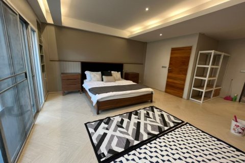 Таунхаус в Бангкоке, Таиланд с 3 спальнями  № 143227 - фото 5