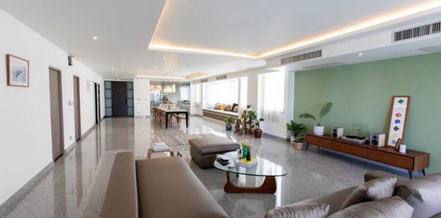 Кондоминиум с 2 спальнями в Бангкоке, Таиланд № 143228