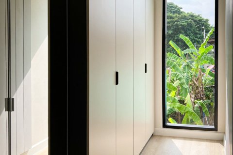 House in Watthana, Bangkok, Thailand 5 bedrooms № 161794 - photo 10