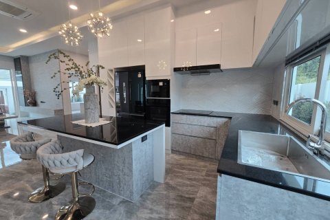 Villa in Hua Hin, Thailand 3 Schlafzimmer № 169835 - Foto 25