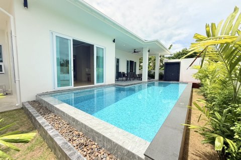 Villa in Hua Hin, Thailand 3 bedrooms № 169832 - photo 15