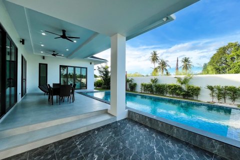 Villa in Hua Hin, Thailand 3 bedrooms № 169833 - photo 14