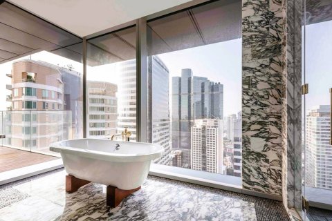Condo in Bangkok, Thailand, 3 bedrooms  № 180864 - photo 3