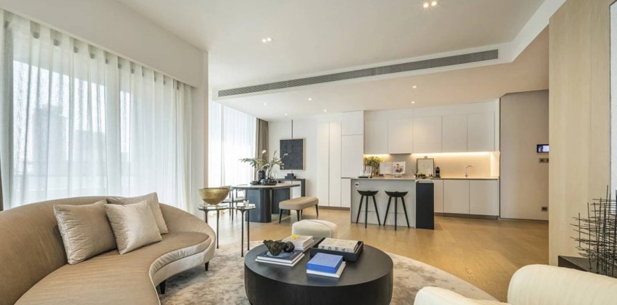 Condo in Bangkok, Thailand, 2 bedrooms  № 180867