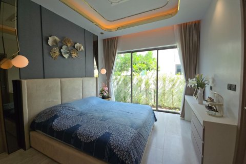Villa in Phuket, Thailand 4 bedrooms № 160272 - photo 13