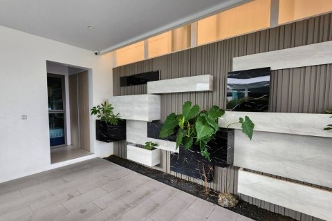 Villa in Phuket, Thailand 4 bedrooms № 160272 - photo 7