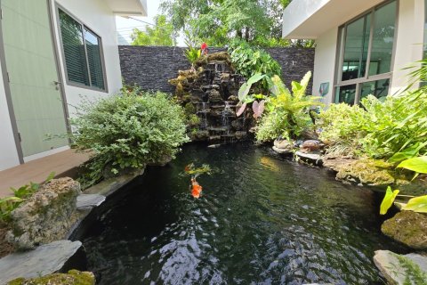 Villa in Phuket, Thailand 4 bedrooms № 160272 - photo 25