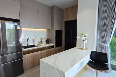Villa in Phuket, Thailand 4 bedrooms № 160272 - photo 9
