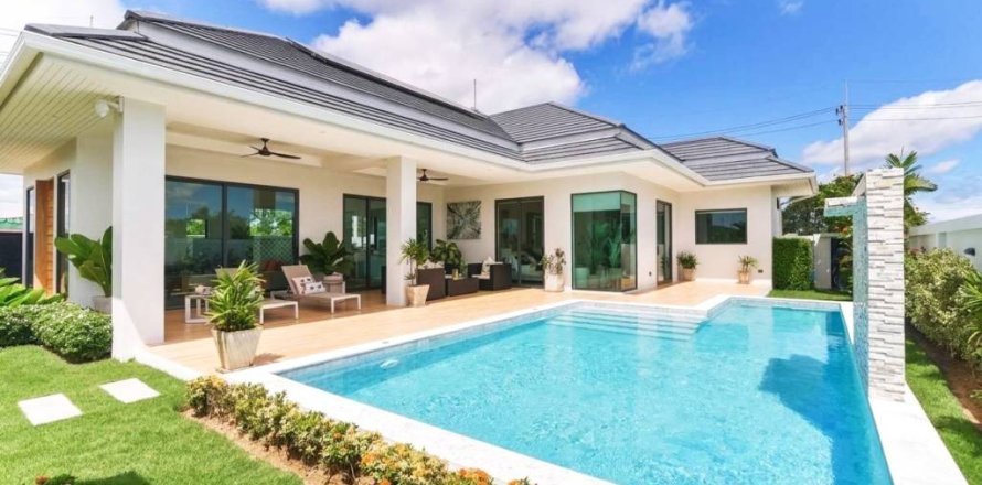 Villa in Pran Buri, Thailand 3 bedrooms № 176793