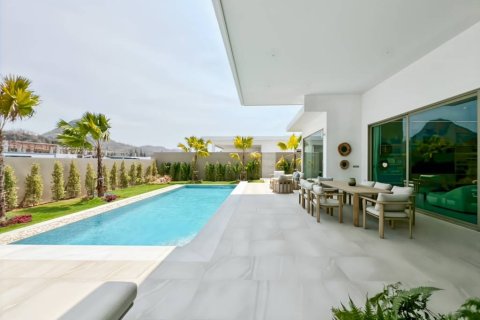 Villa in Pran Buri, Thailand 3 bedrooms № 176792 - photo 5