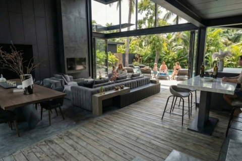 Villa in Surat Thani, Thailand 2 bedrooms № 176788 - photo 2