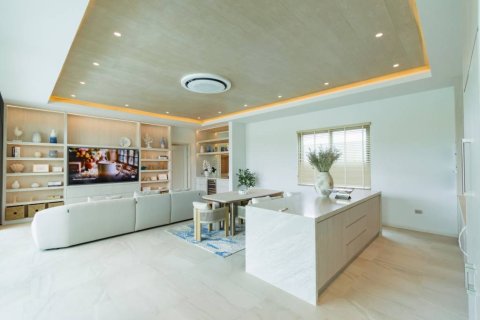 Villa in Pran Buri, Thailand 3 bedrooms № 176789 - photo 5