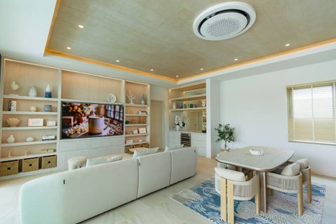 Villa in Pran Buri, Thailand 3 bedrooms № 176789 - photo 6