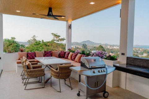 Villa in Surat Thani, Thailand 4 bedrooms № 176794 - photo 6