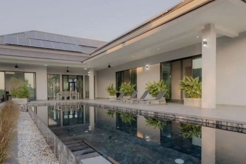 Villa in Cha-am, Thailand 5 Schlafzimmer № 221812 - Foto 2
