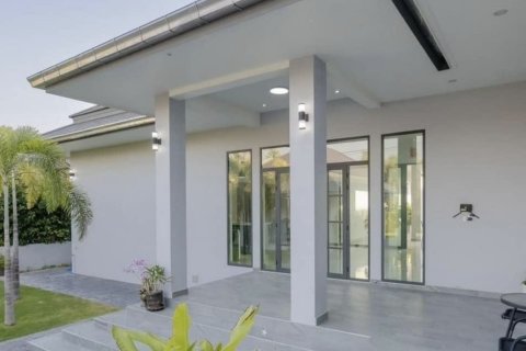 Villa in Cha-am, Thailand 5 Schlafzimmer № 221812 - Foto 10