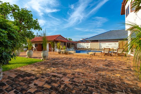 Villa in Hua Hin, Thailand 6 Schlafzimmer № 221809 - Foto 15